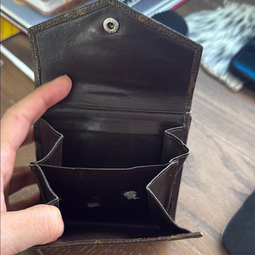 Louis Vuitton Brown Wallet - Picture 7 of 9